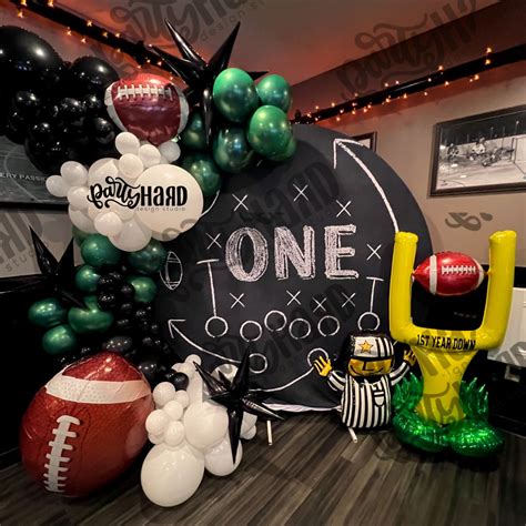 Football Birthday Party Balloons .
